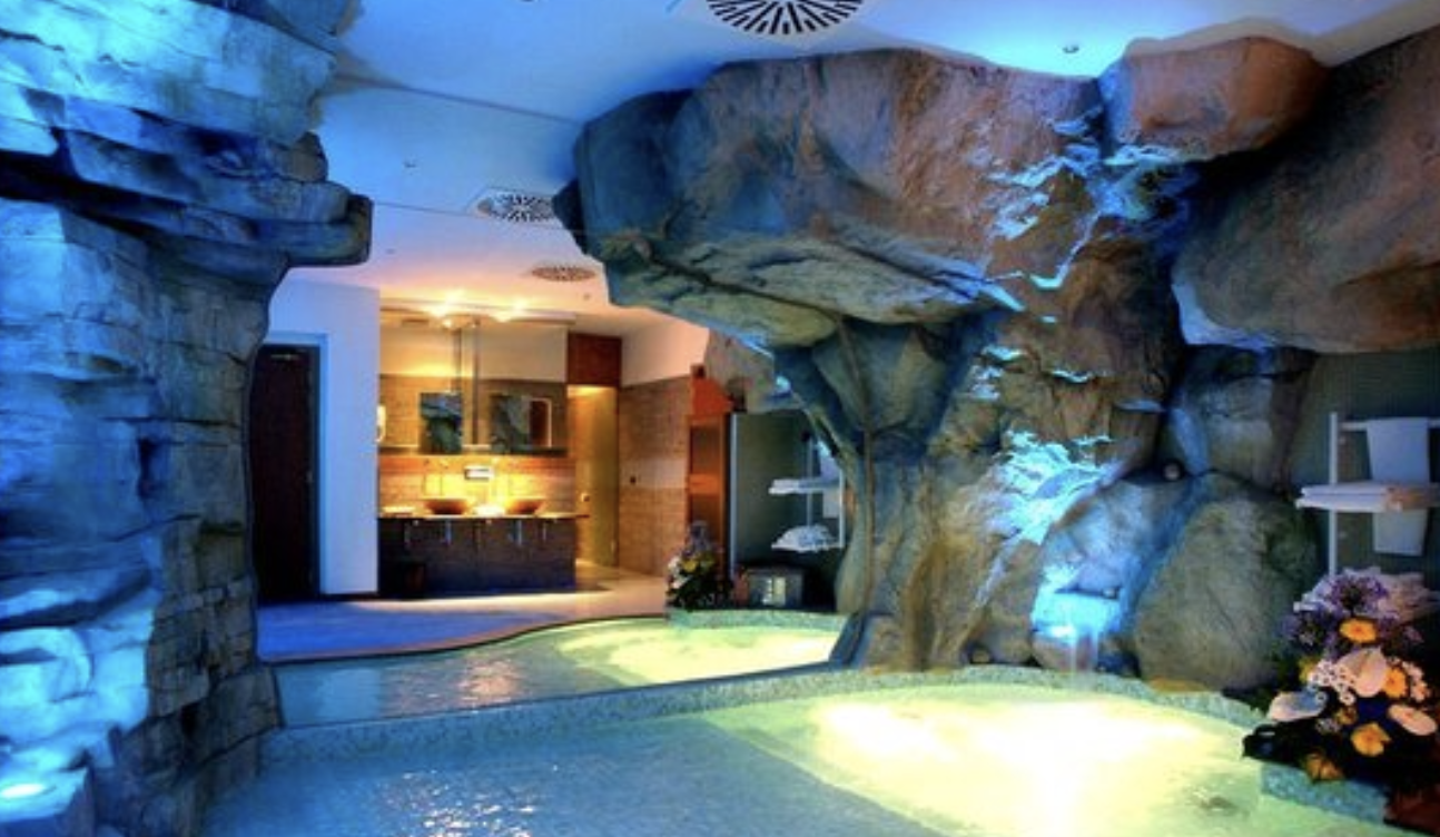 水泥假山,仿真樹(shù),塑石假山,仿木圍欄,仿木工程,仿真溶洞,仿石井蓋,仿真假山,仿真樹(shù)大門,仿真假山大門