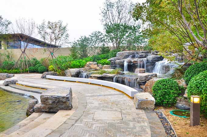 千層石假山.jpg 千層石假山制作